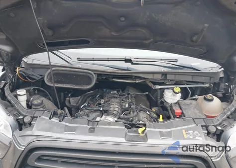 2019 Ford Transit-250 z USA, uszkodzony, nr VIN 1FTYR2CG7KKA23232